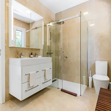 Villa Xitaka - Modern Large Great Views Torres Novas