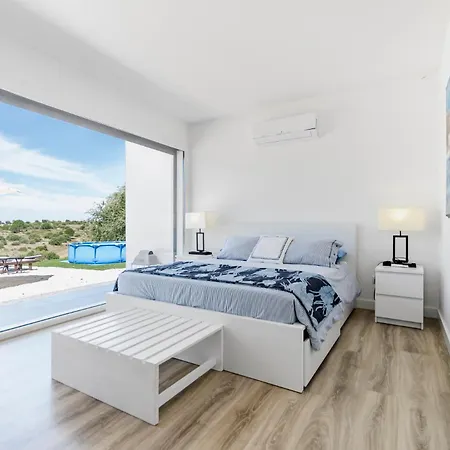 Xitaka - Modern Large Great Views Villa Torres Novas