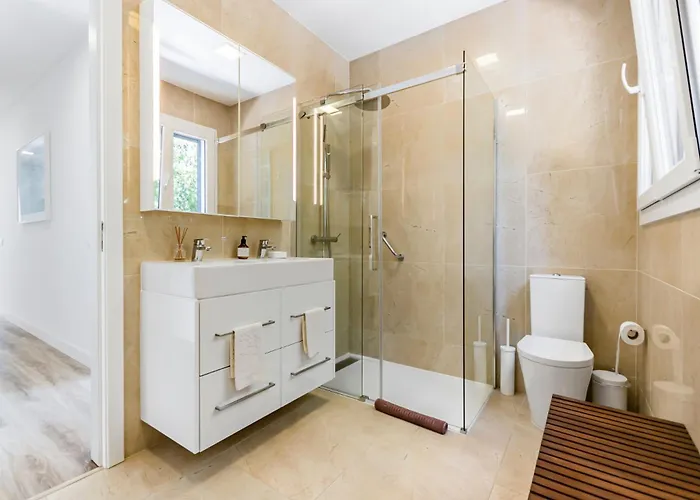 Villa Xitaka - Modern Large Great Views Torres Novas